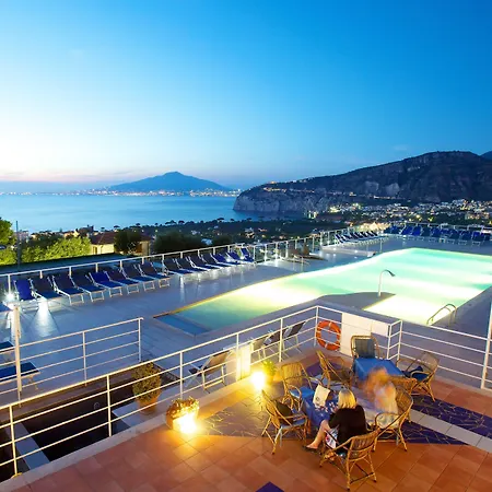 Art Gran Paradiso 4* Σορέντο