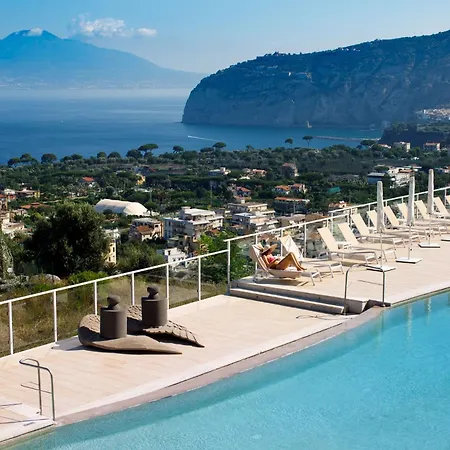 天堂艺术大酒店 酒店