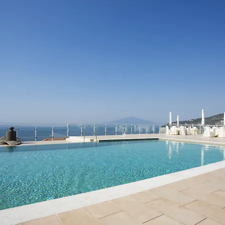 天堂艺术大酒店