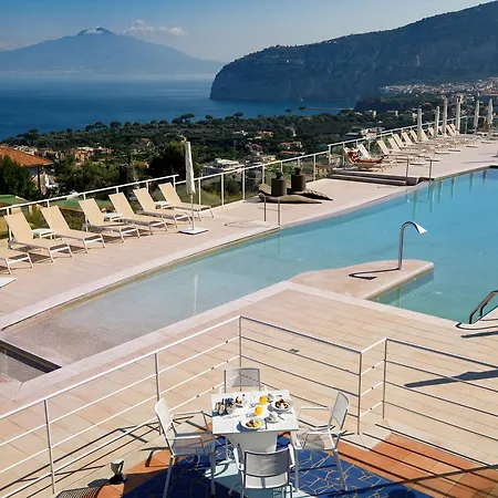 Art Gran Paradiso Szálloda Sorrento