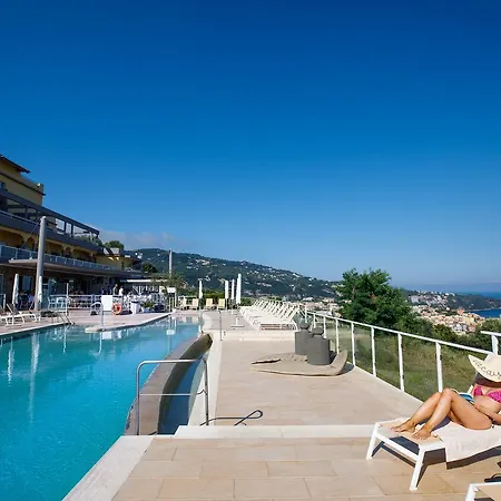 아트 그란 파라디소 4*