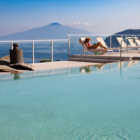 Art Gran Paradiso Hotel 4*